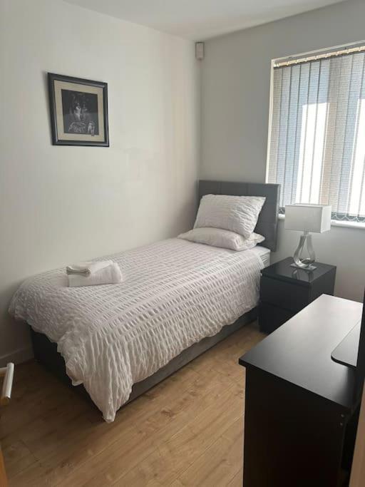 Сasa de vacaciones Luxury Modern Town House, Centre, Free Secured Parking *