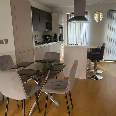 Luxury Modern Town House, Manchester City Centre, Free Secured Parking Buitenkant foto