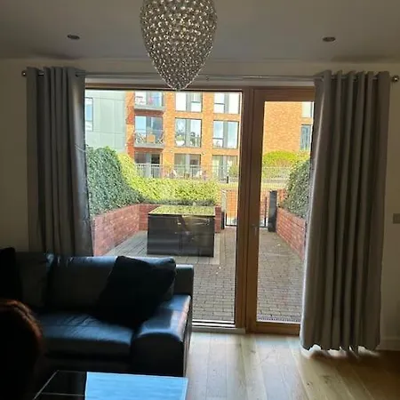 Luxury Modern Town House, Manchester City Centre, Free Secured Parking Buitenkant foto